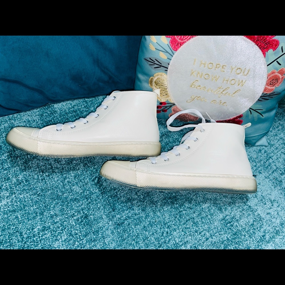 Vintage Havana white and clear sneakers, new, never worn, come with original box